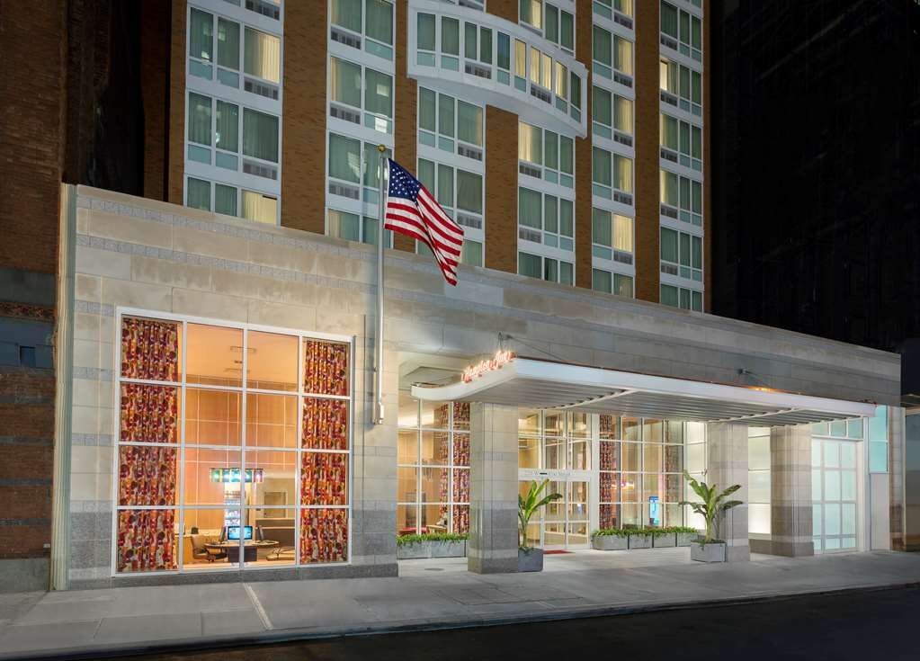 Hotel photo 1 of Hampton Inn Manhattan / Times Square Central.