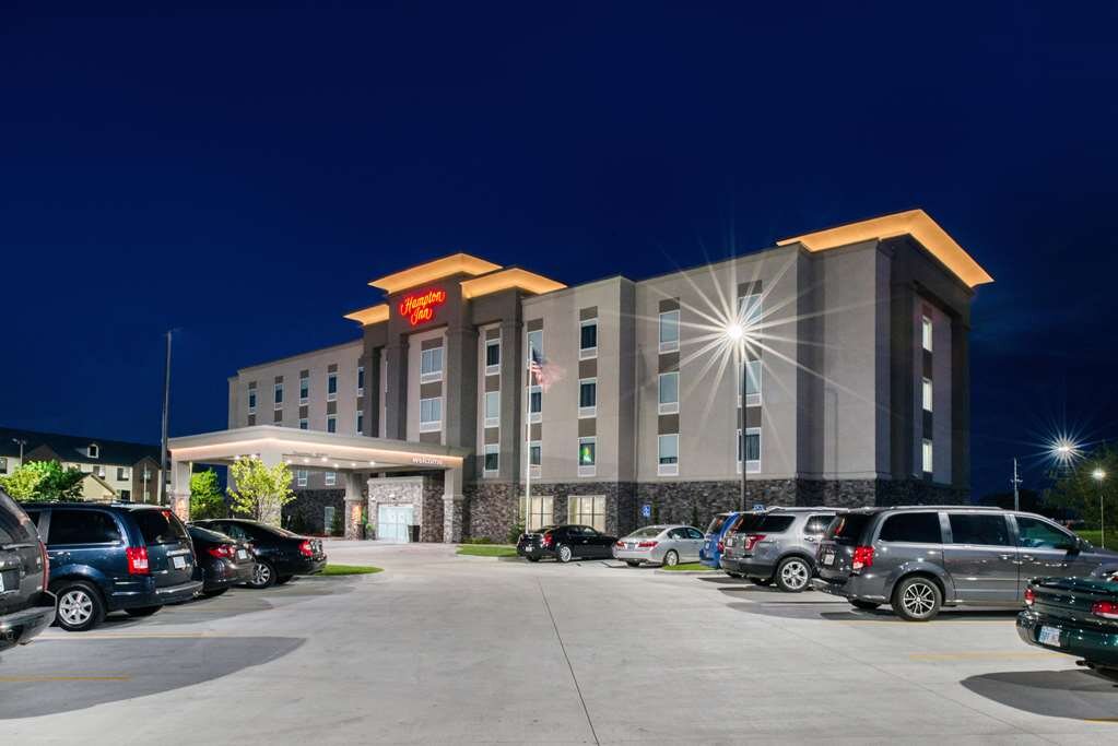 Hotel photo 35 of Hampton Inn Emporia.