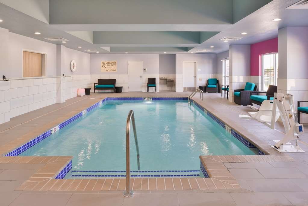 Hotel photo 8 of Hampton Inn Emporia.