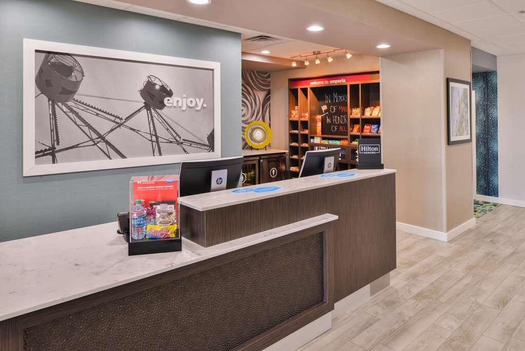 Hotel photo 29 of Hampton Inn Emporia.