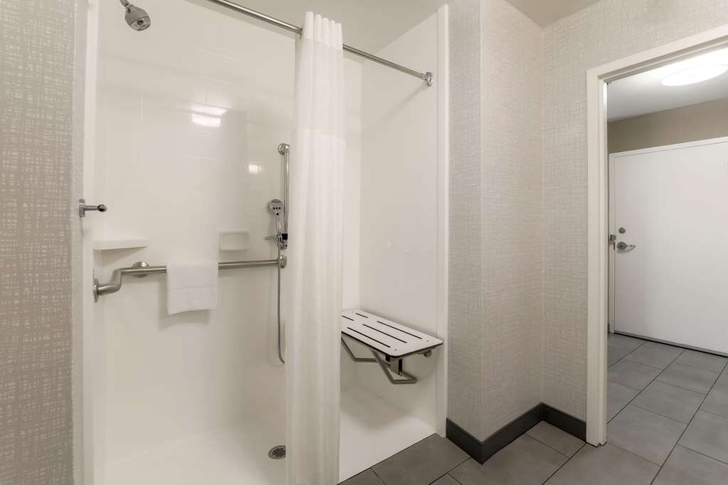 Hotel photo 14 of Hampton Inn & Suites Pittsburgh-Downtown.