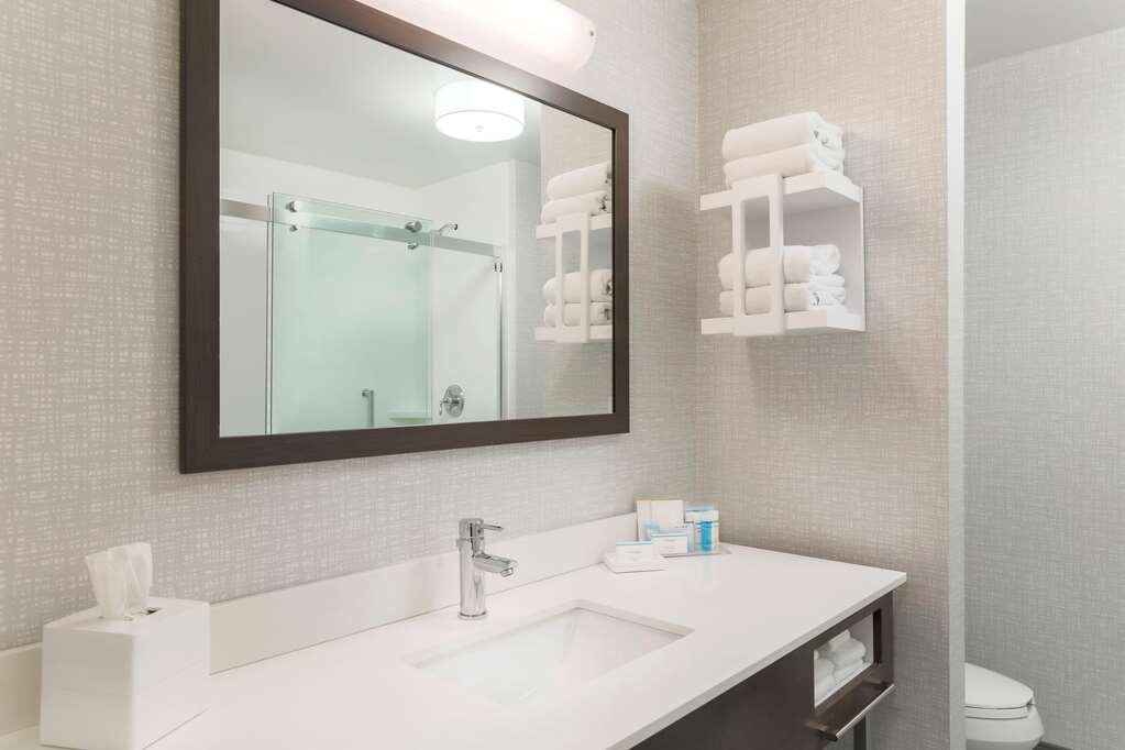 Hotel photo 12 of Hampton Inn & Suites Pittsburgh-Downtown.