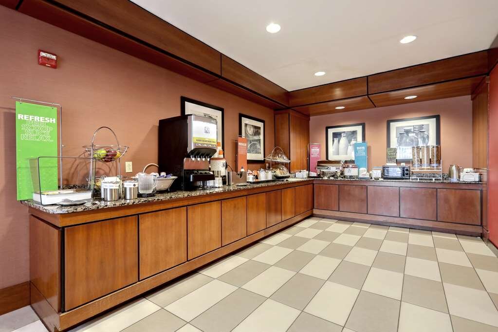 Hotel photo 43 of Hampton Inn Batavia.