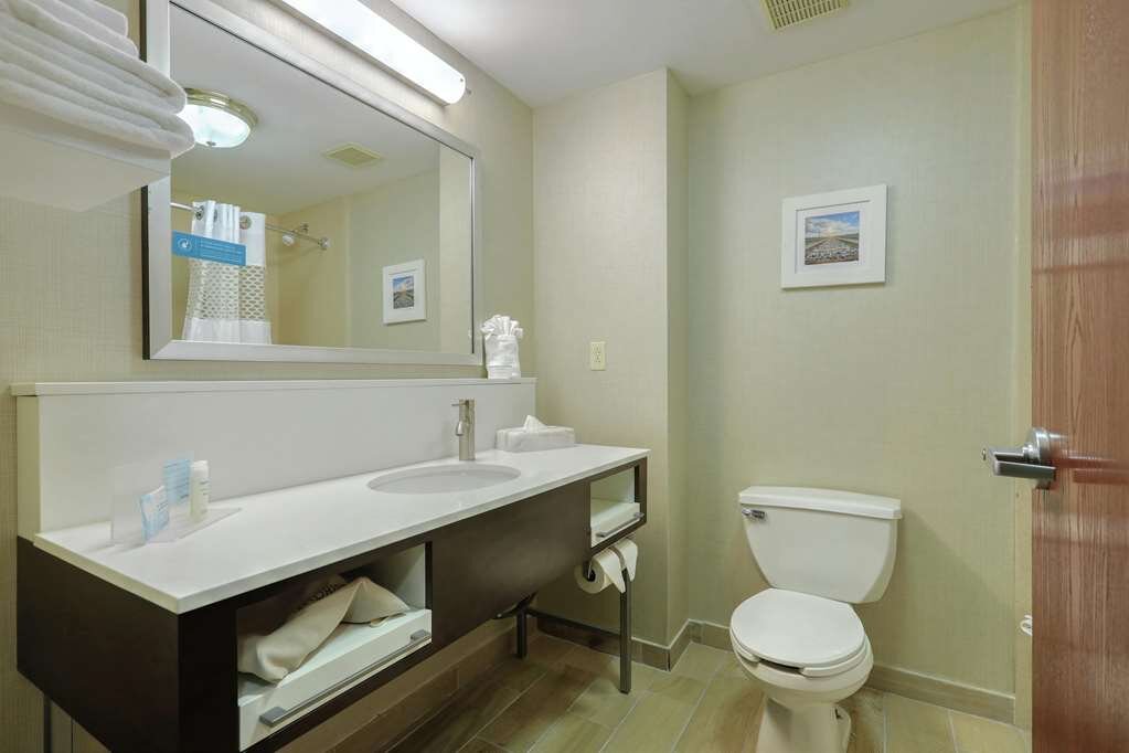 Hotel photo 5 of Hampton Inn Batavia.