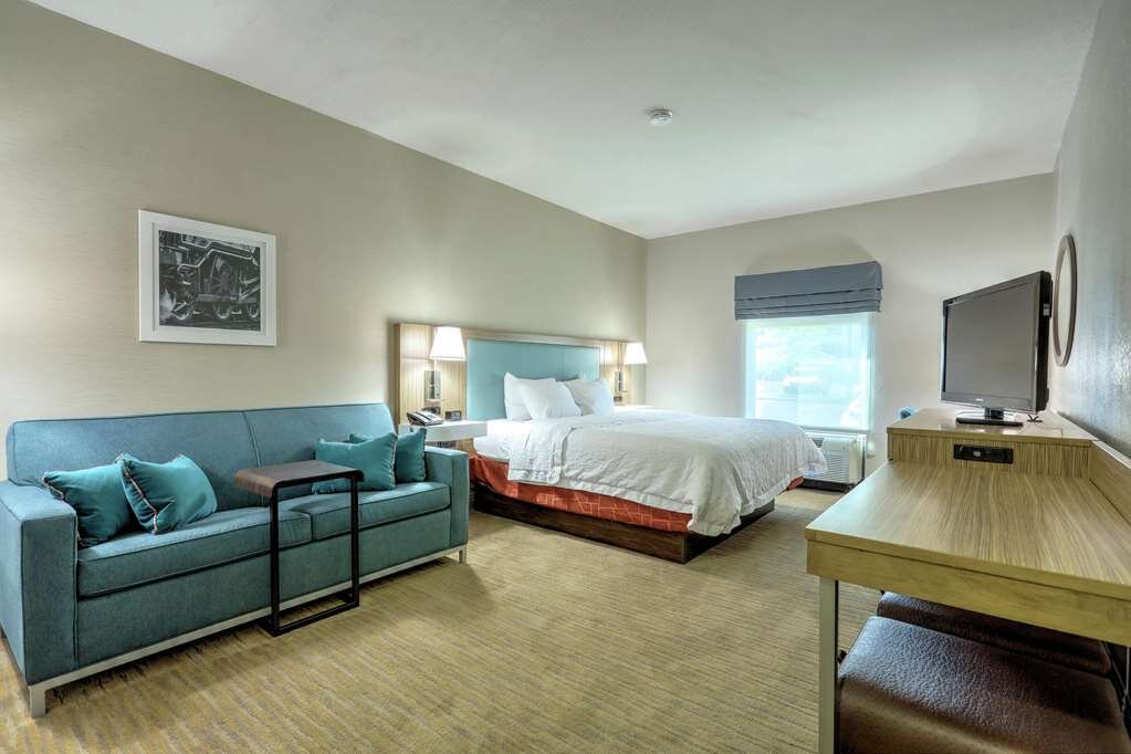 Hotel photo 16 of Hampton Inn Batavia.