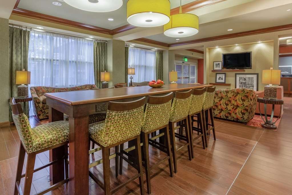 Hotel photo 16 of Hampton Inn Owings Mills.