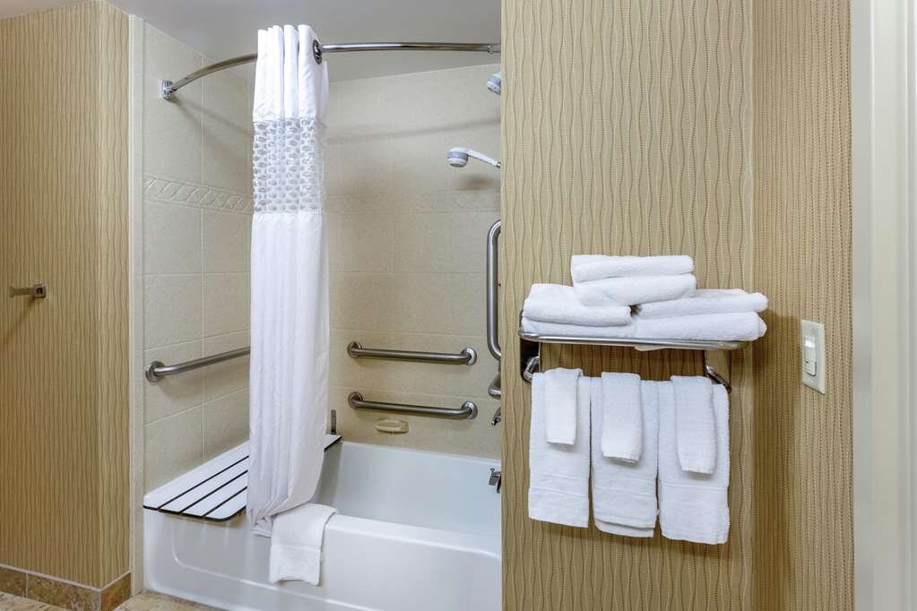 Hotel photo 19 of Hampton Inn Owings Mills.
