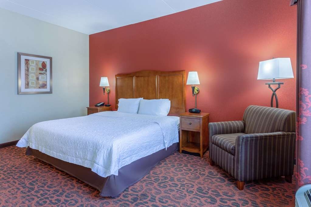 Hotel photo 21 of Hampton Inn Owings Mills.