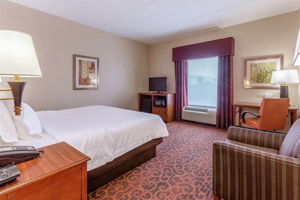 Hotel photo 20 of Hampton Inn Owings Mills.