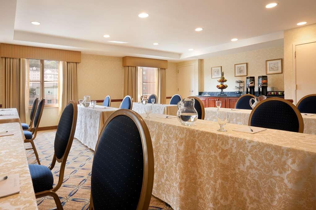 Hotel photo 85 of Homewood Suites by Hilton Edgewater-NYC Area.