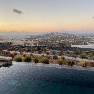 Signature Suite