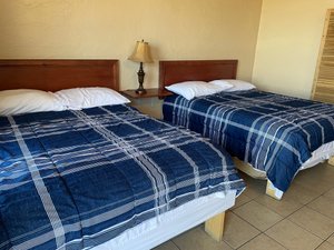 DUNDURN MOTEL - Lodging Prices & Reviews