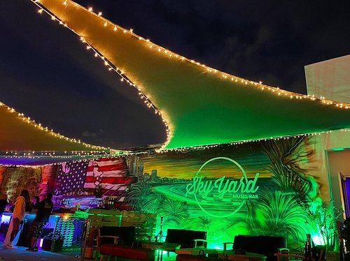 Best hookah in Miami at the best Rooftop In Miami