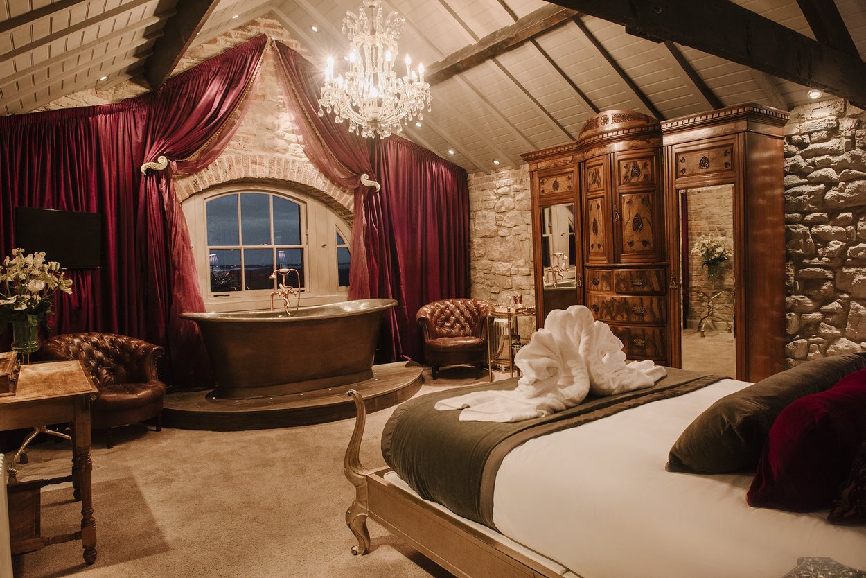 Hotel photo 1 of Newton Hall.