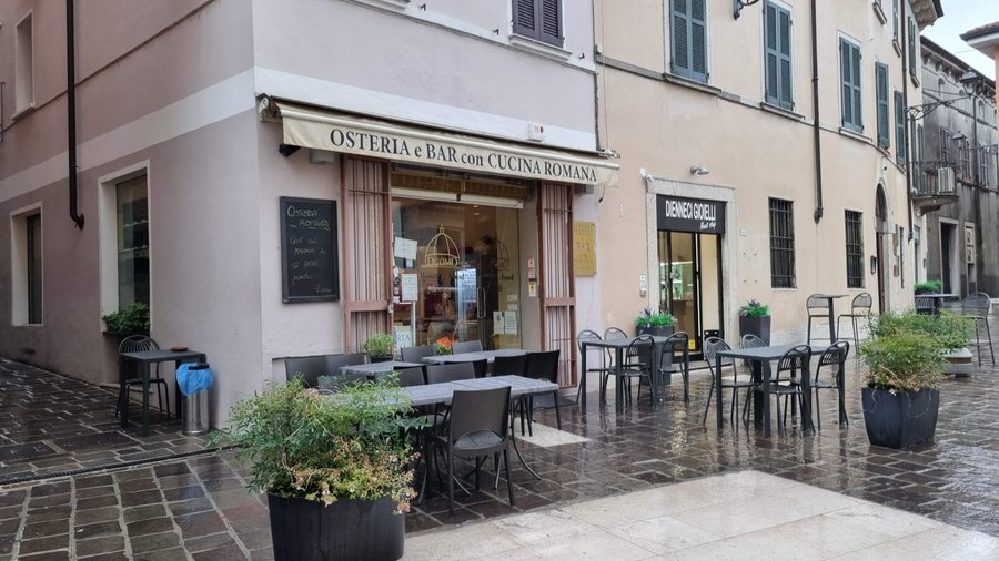 La terraza de la Osteria Da Romano