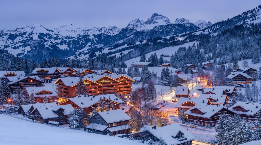 Golfhotel im Winter