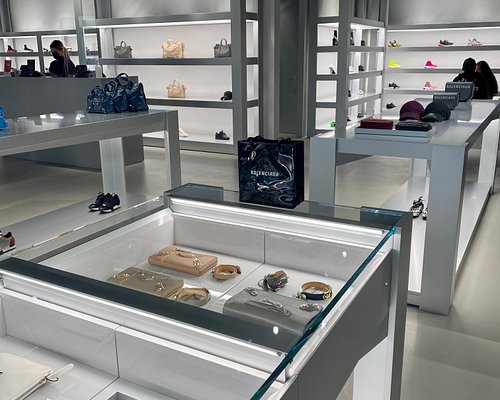 THE 10 BEST Fiumicino Airport Shops (Updated 2023) - Tripadvisor