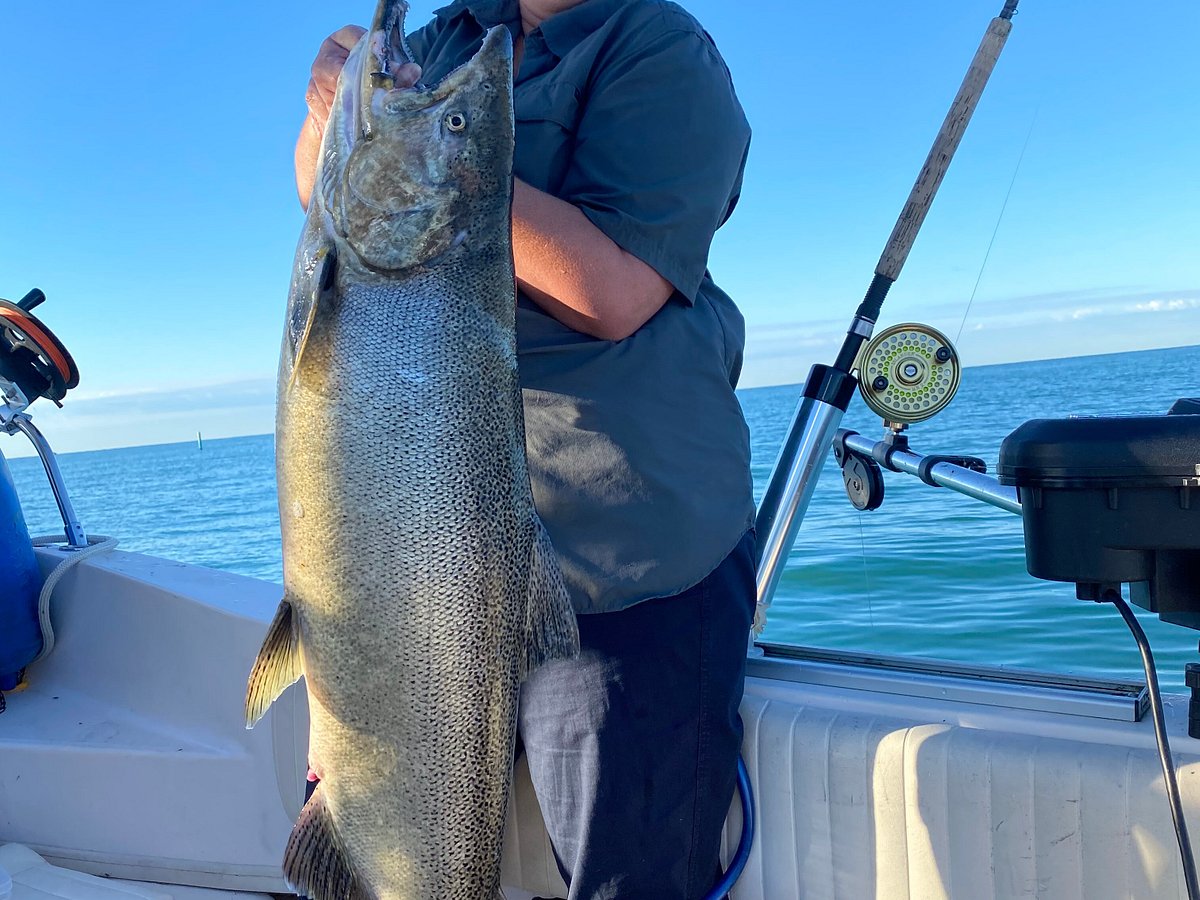 Salmon Fishing  Angler's Edge Charter Fishing