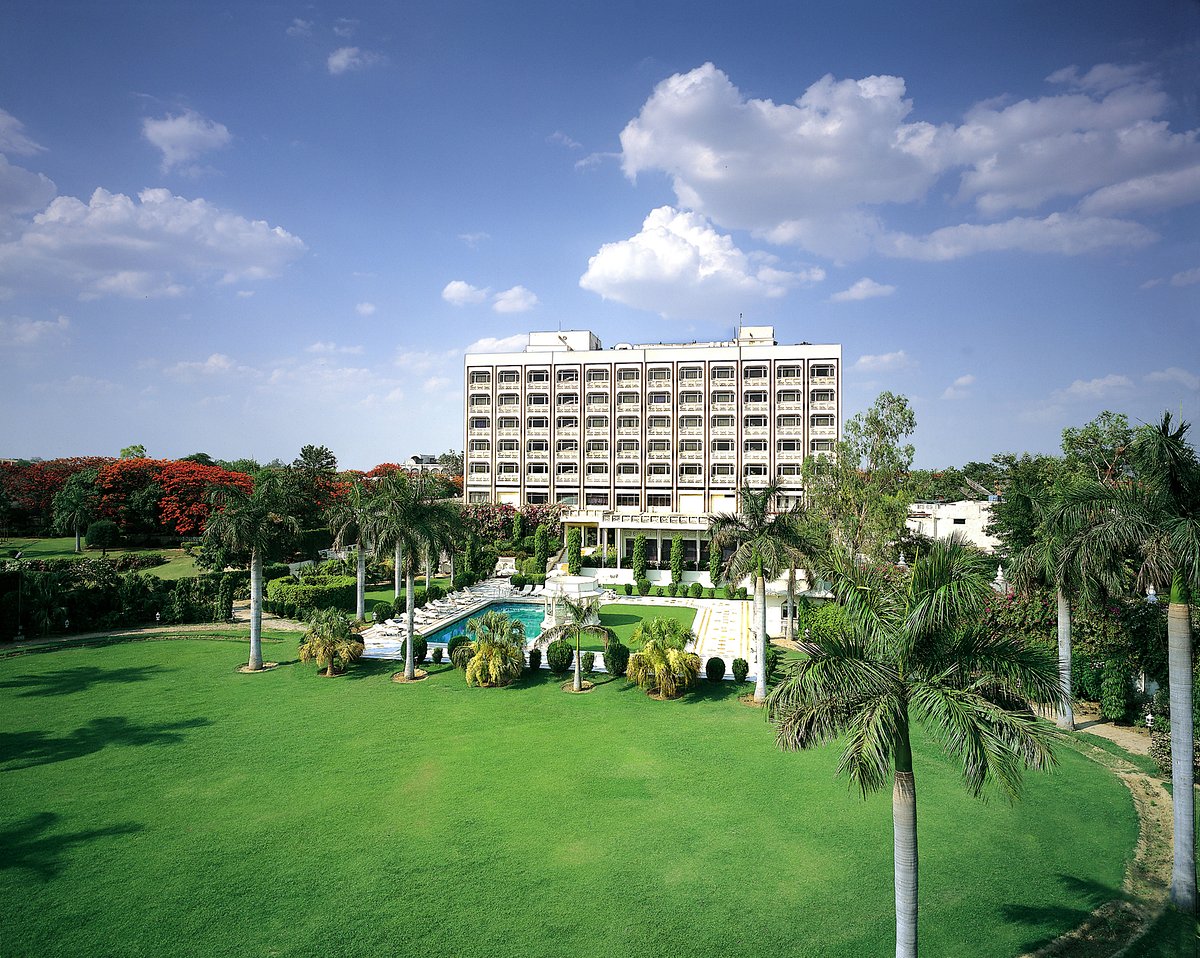 Tajview - IHCL SeleQtions, hotel in Agra
