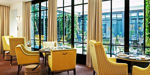 Le Burgundy - Paris - a MICHELIN Guide Hotel