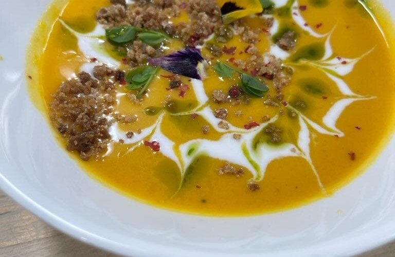 ·       Creamy Butternut Squash Soup with spiced Fall Grain Granola and cinnamon Crème Fraiche

