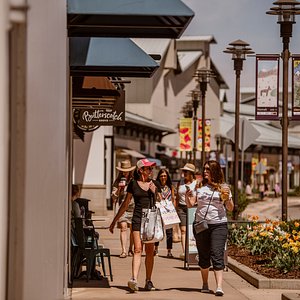 Woodbury Common Premium Outlets From New York With Roundtrip Small Group  Shared Transport Service | USA
