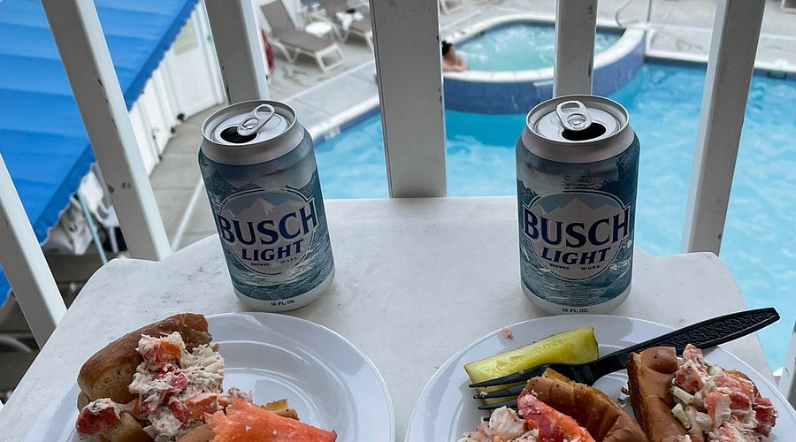Quincy's Original Lobster Rolls
