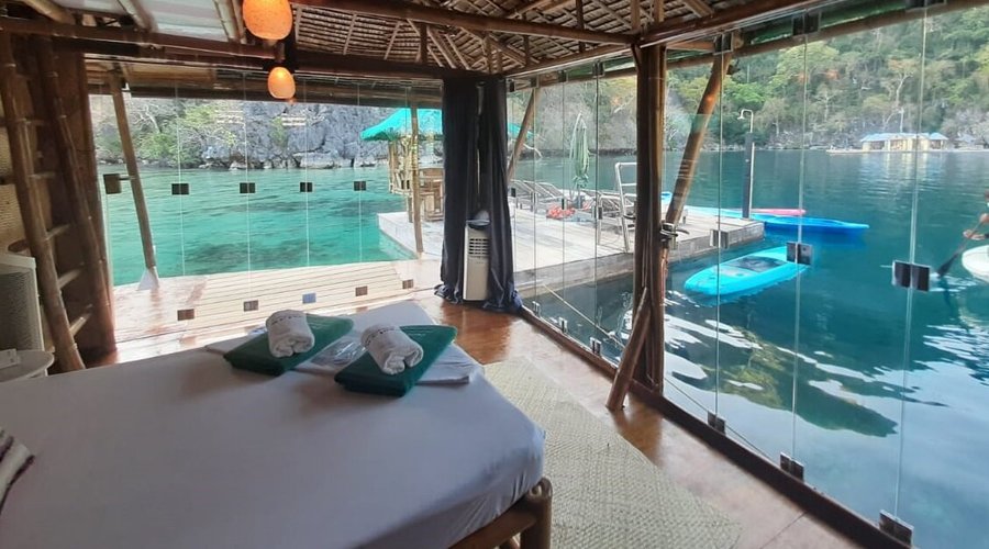 Glass Houseboat bedroom