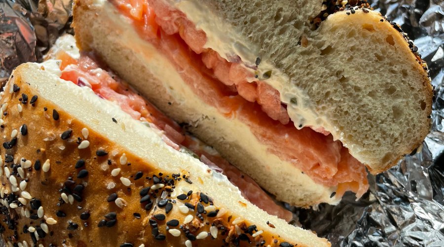 Luke's New York Bagels
