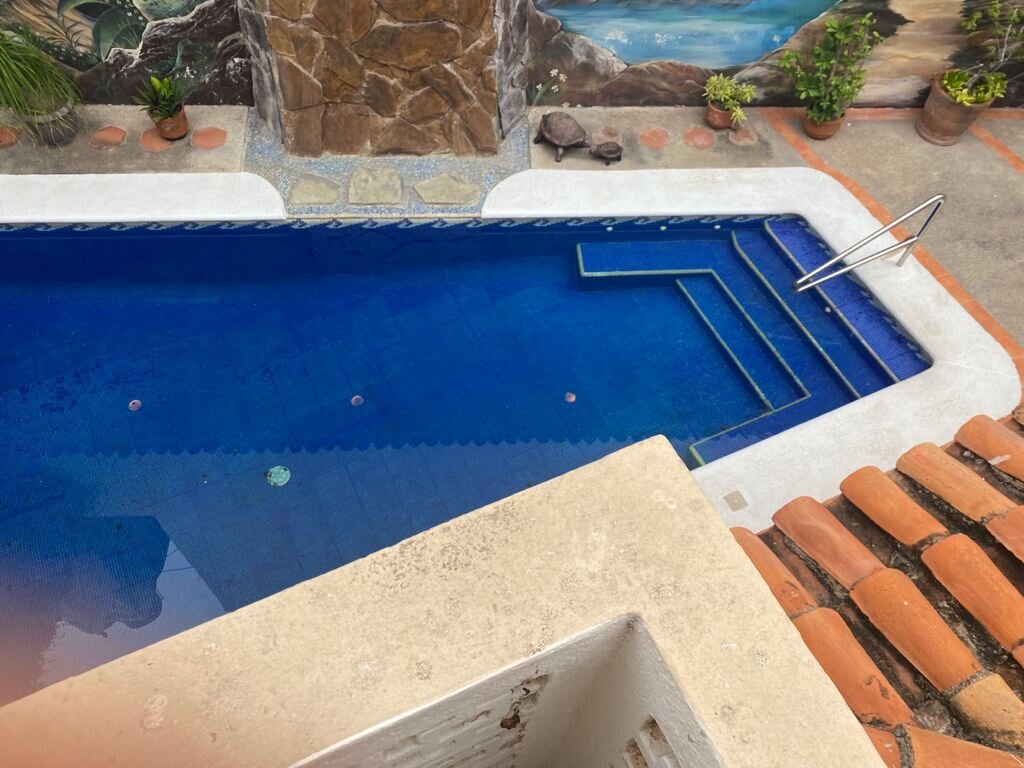 Reina del Mar Pool: Pictures & Reviews - Tripadvisor