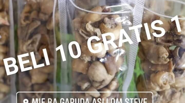 Ampas taripang / Usus goreng  Beli 10 pak so pasti dapat Gratis 1 pak.  Olahan Mie Ba Garuda Asli Om Steve. sepanjang ada Brand Mie Ba Garuda hanya tersedia di Mie Ba Garuda Asli Om Steve... 