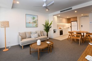Room & Suite