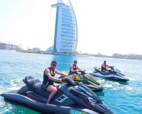 Water sports in Dubai: Where to go and what to do
