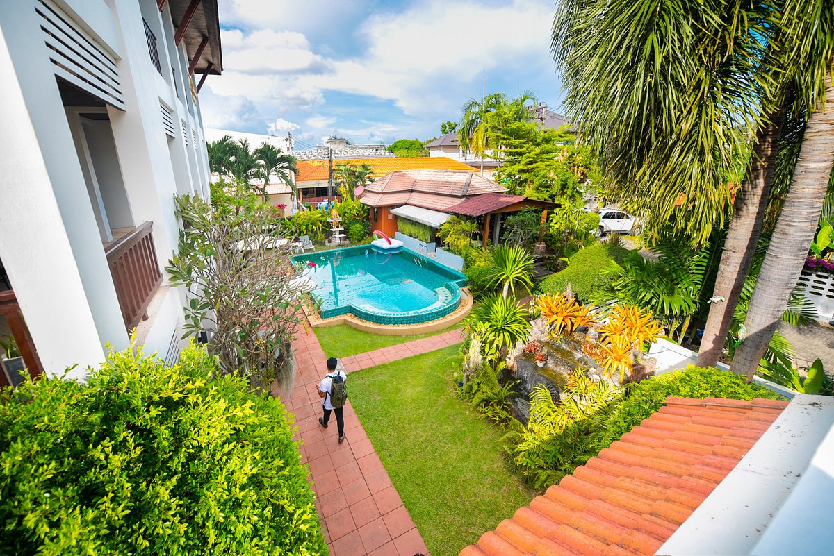 REVIEW: Beautiful hotel very close to Rawai Beach - Namphung Phuket