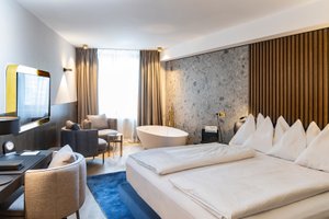 Zimmer und Suite