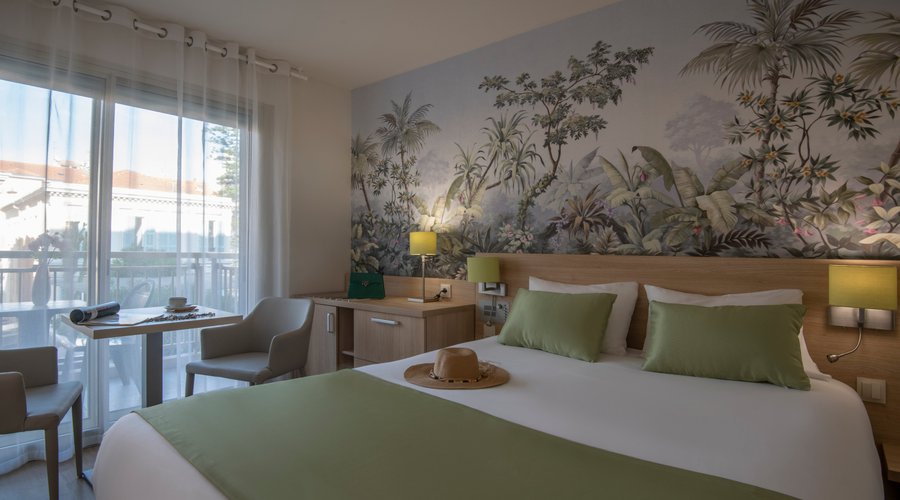 Chambre supérieure avec literie 160/200.