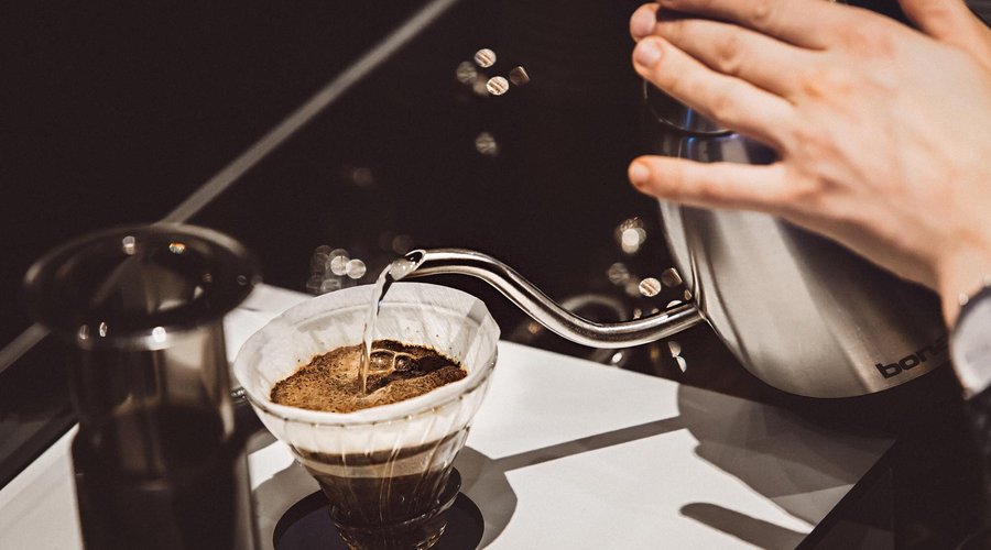 V60