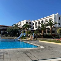 lit de camp - Picture of TUI SUNEO Chrissi Amoudia, Crete - Tripadvisor