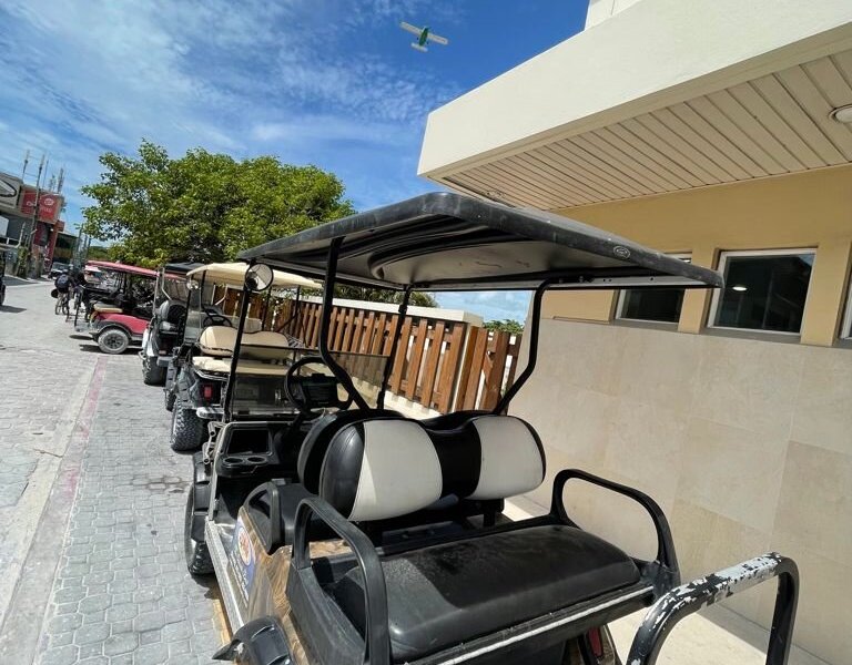 2009 Club Car GAS Golf Cart For Sale on Caye Caulker - Ambergris Caye  Belize Message Board