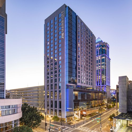 THE 10 CLOSEST Hotels to Charlotte Convention Center