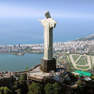 New statue in Suzano, Brazil. : r/TheSilphRoad