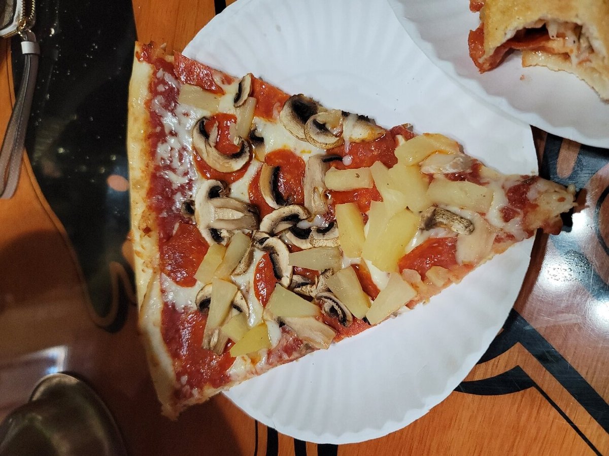 THE PIZZA JOINT, El Paso 500 N Stanton St Photos & Restaurant