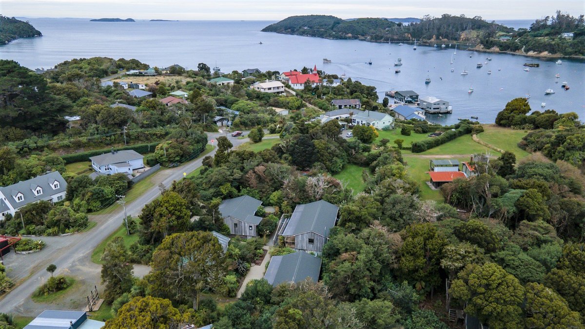 THE 10 BEST Stewart Island Hotel Deals (Jul 2022) - Tripadvisor