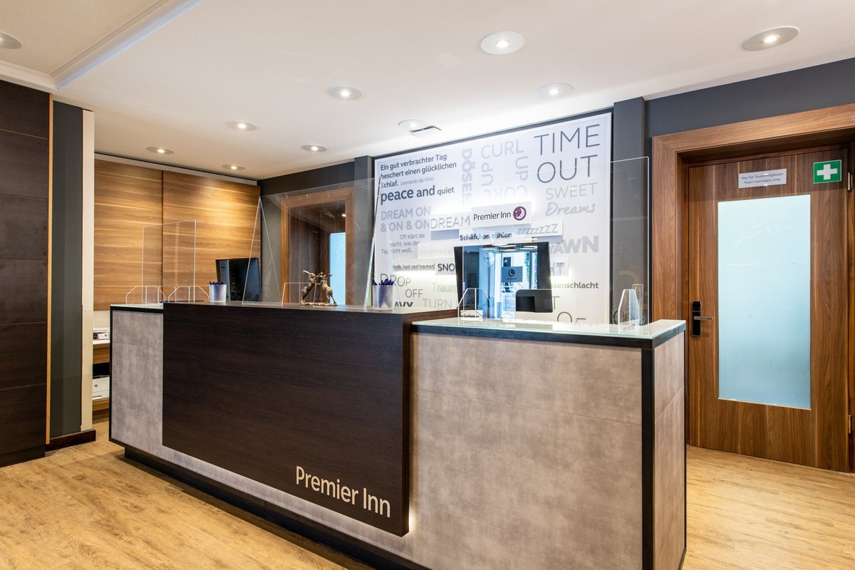 PREMIER INN PASSAU WEISSER HASE HOTEL $55 ($̶7̶9̶) - Prices & Reviews ...