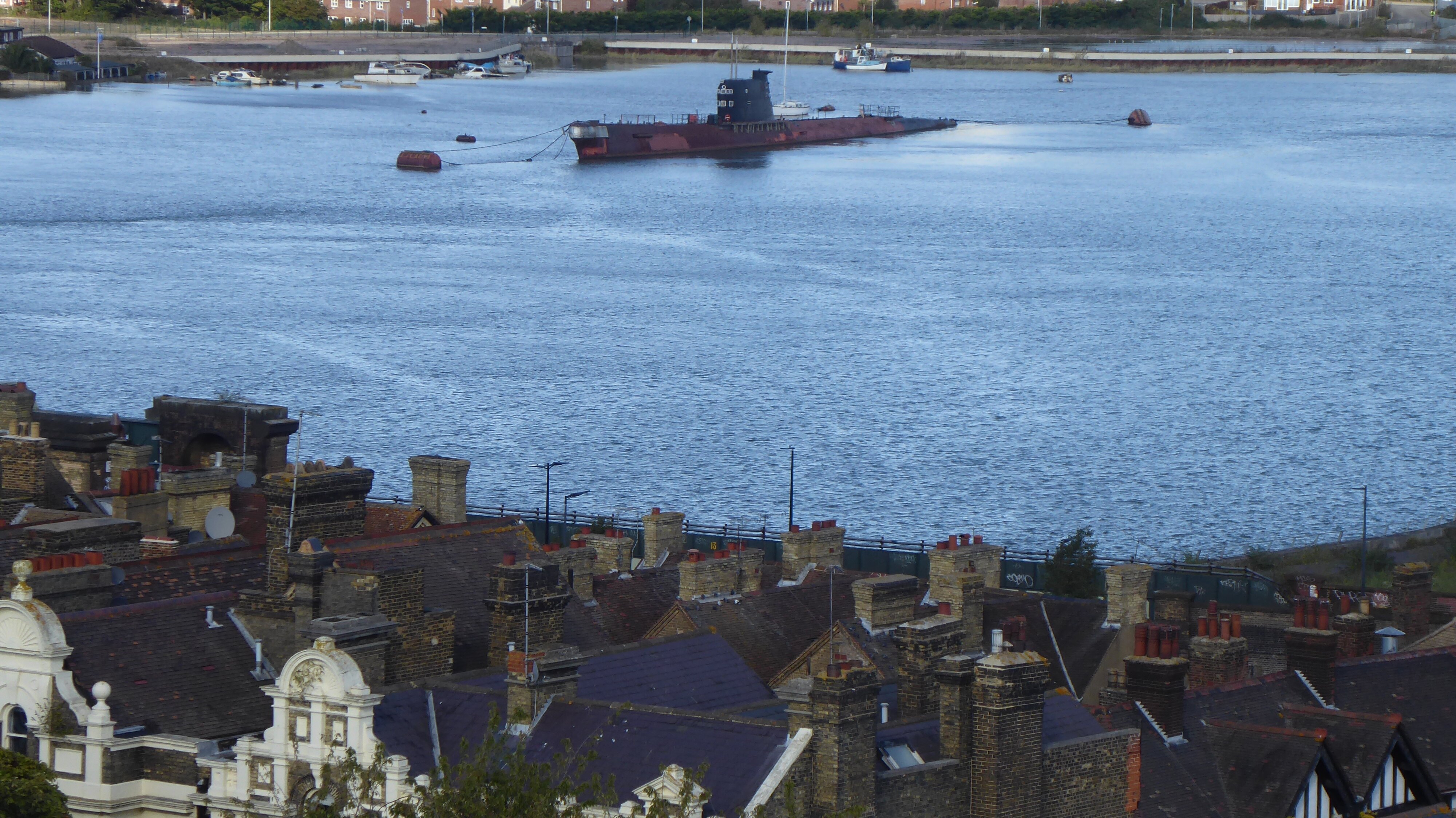 U-475 Black Widow Russian Submarine (Strood) - 2022 Lo Que Se Debe ...