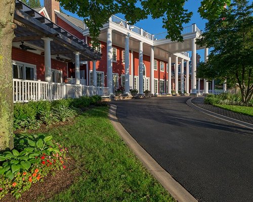 THE 10 BEST Suttons Bay Hotel Deals (Mar 2022) - Tripadvisor