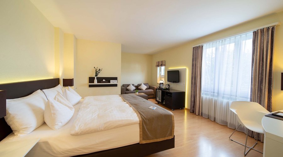 Junior Suite of Hotel Spalentor Basel
