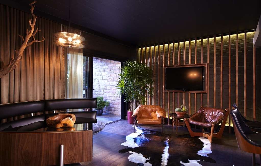 Hotel photo 9 of The Hollywood Roosevelt.