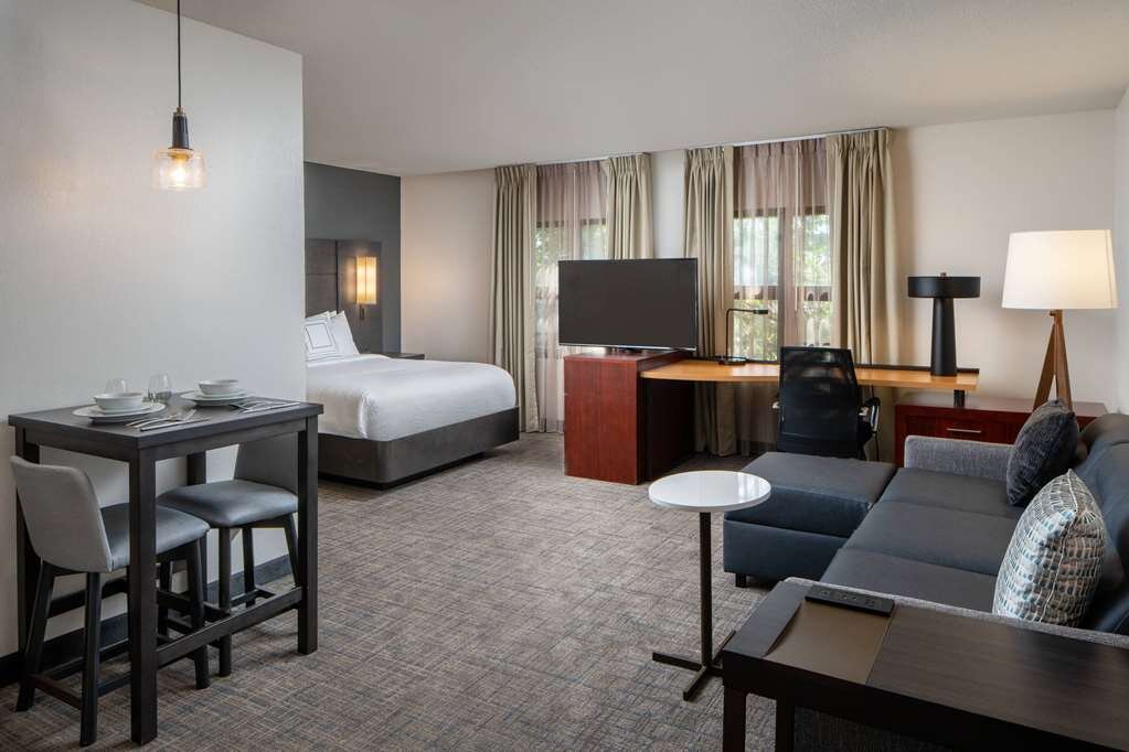 Hotel photo 44 of Sonesta ES Suites New Orleans Convention Center.