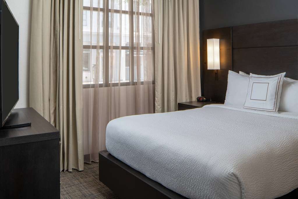 Hotel photo 17 of Sonesta ES Suites New Orleans Convention Center.